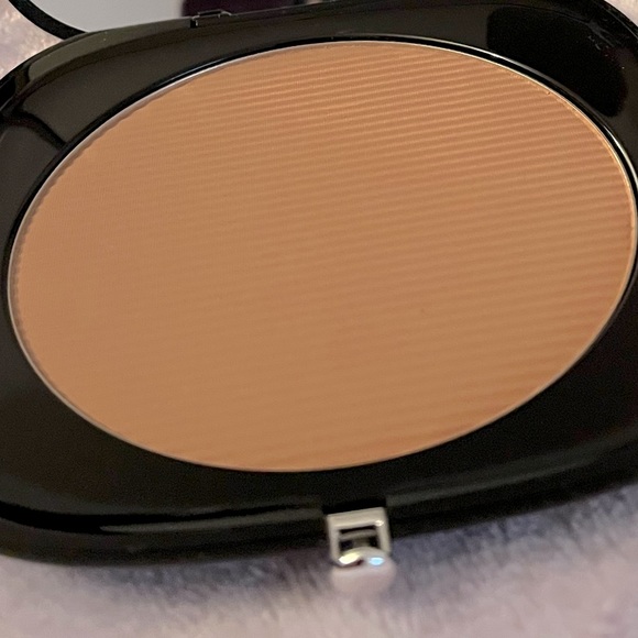 Marc Jacobs Makeup Marc Jacobs Bronzing Powder Poshmark